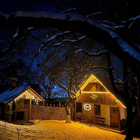 Еко Дім З Соломи Villa Solochin Luaran gambar